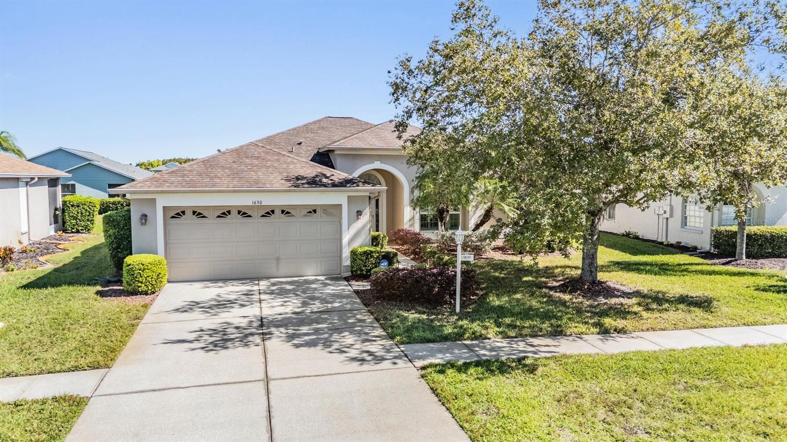 Welcoming curb appeal