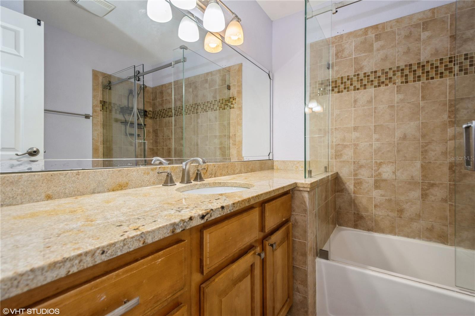 2nd Bathroom