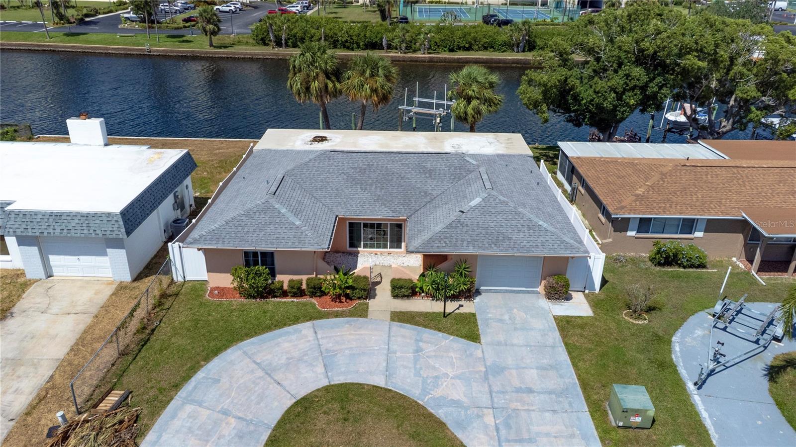 Circular driveway.