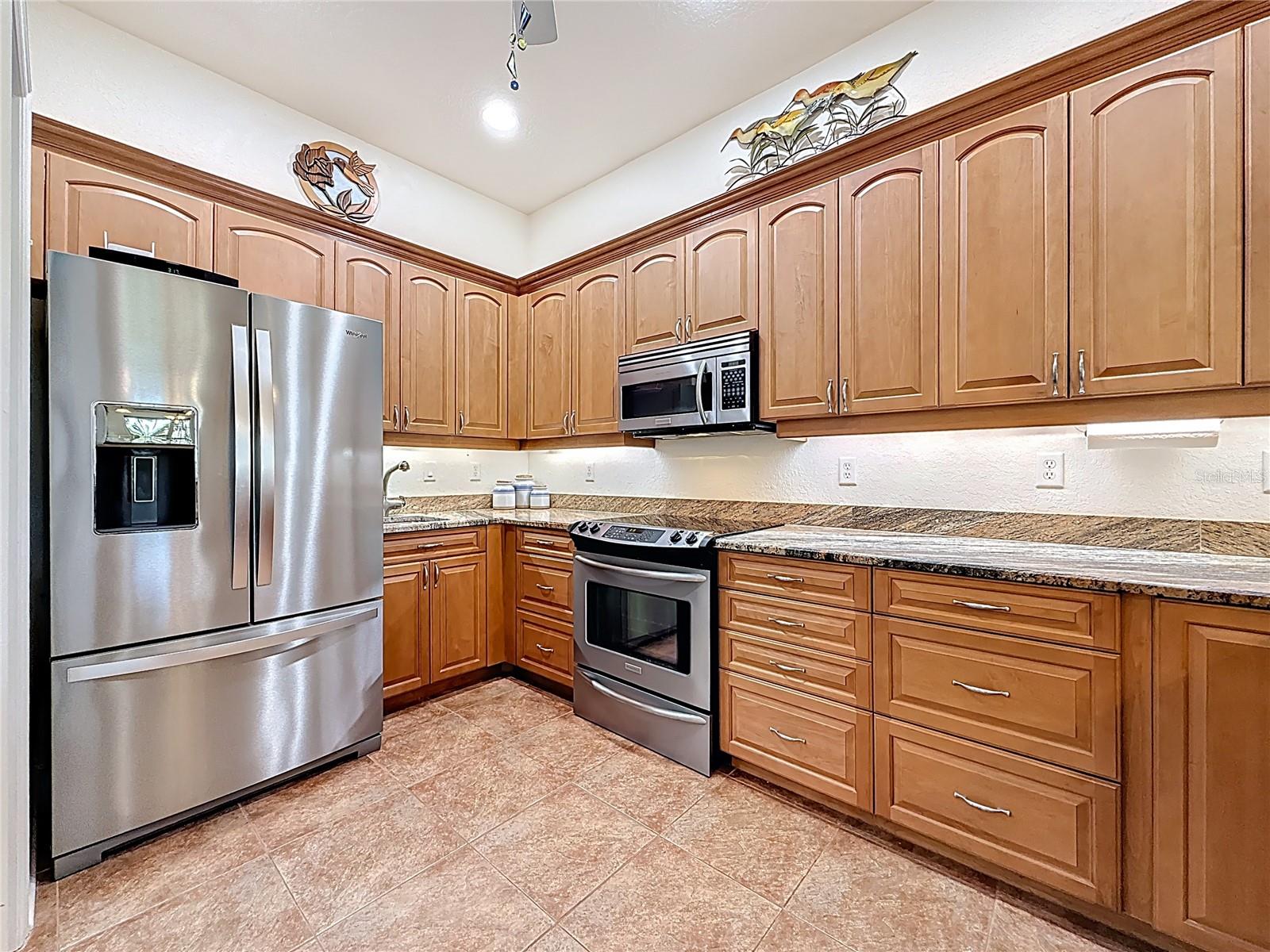 Kitchen - Prep/bar sink