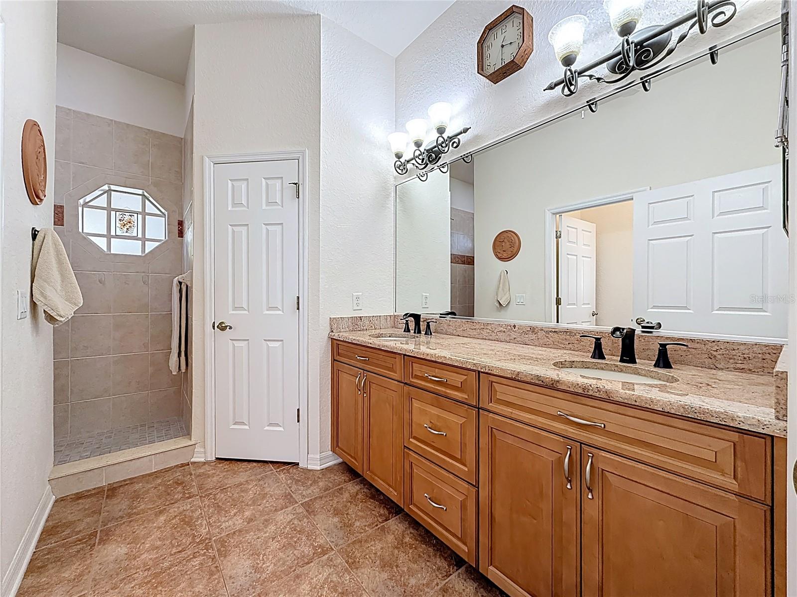 Primary En Suite