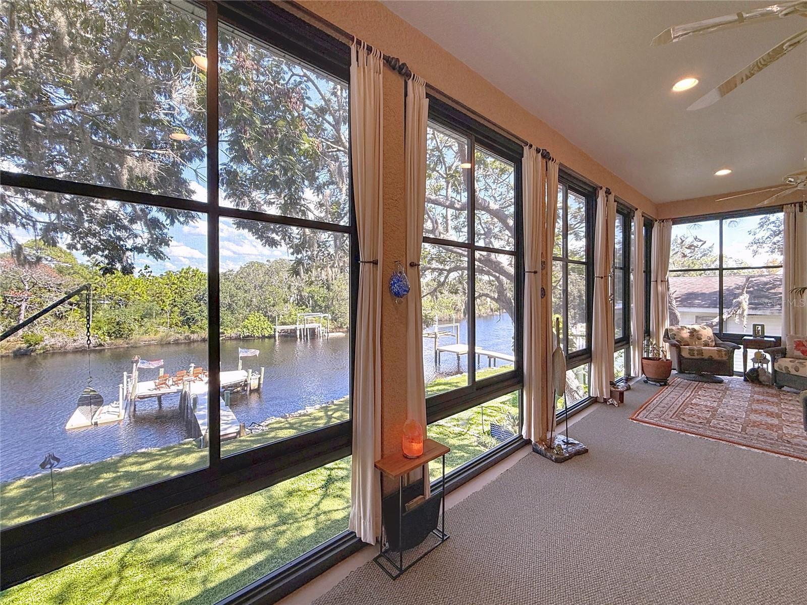 Florida Room - River View