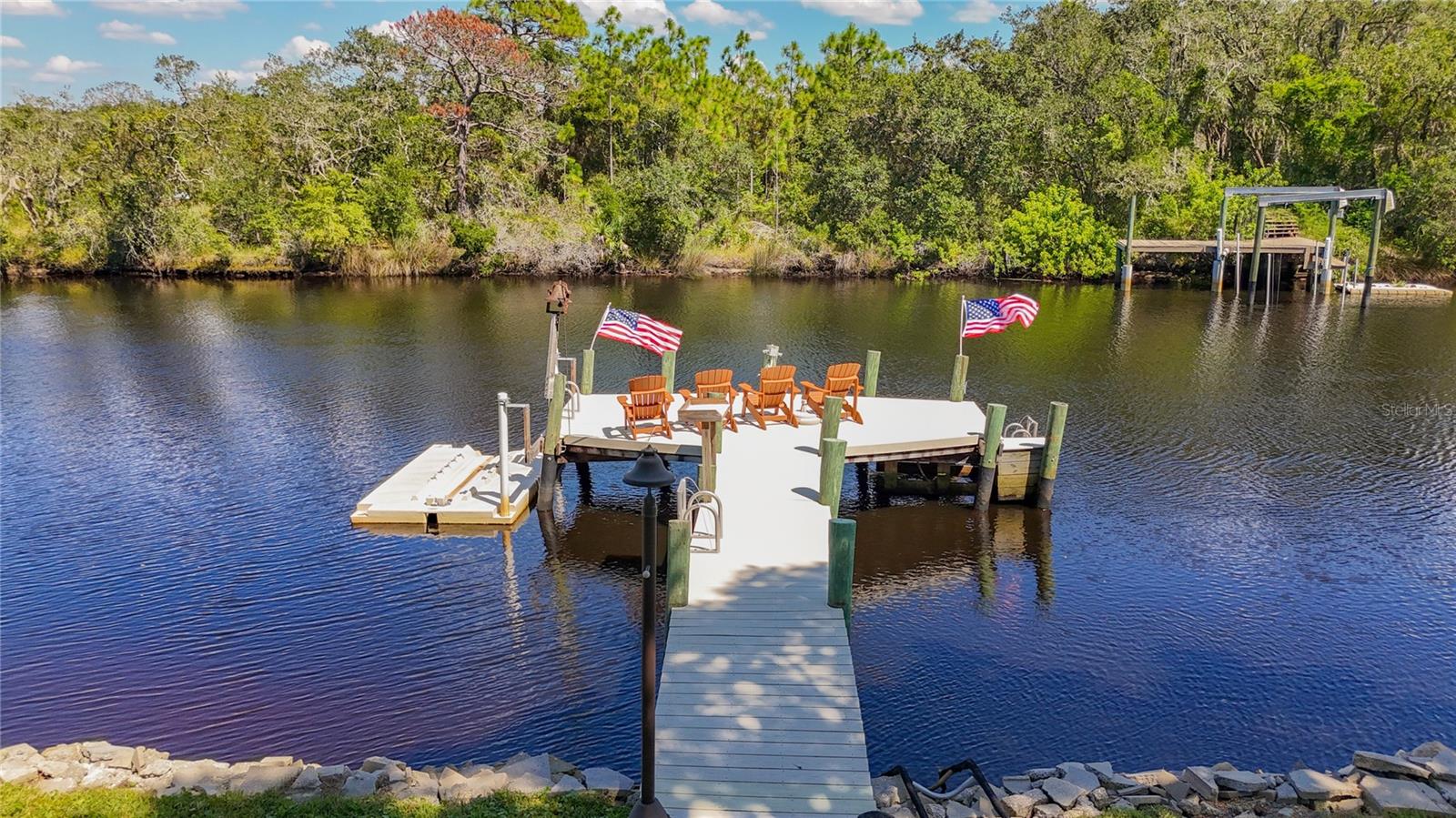 Anclote River - Dock with Water & Electricity - Jet Ski Floating Dock - Kayak Launch - Cleaning Station
