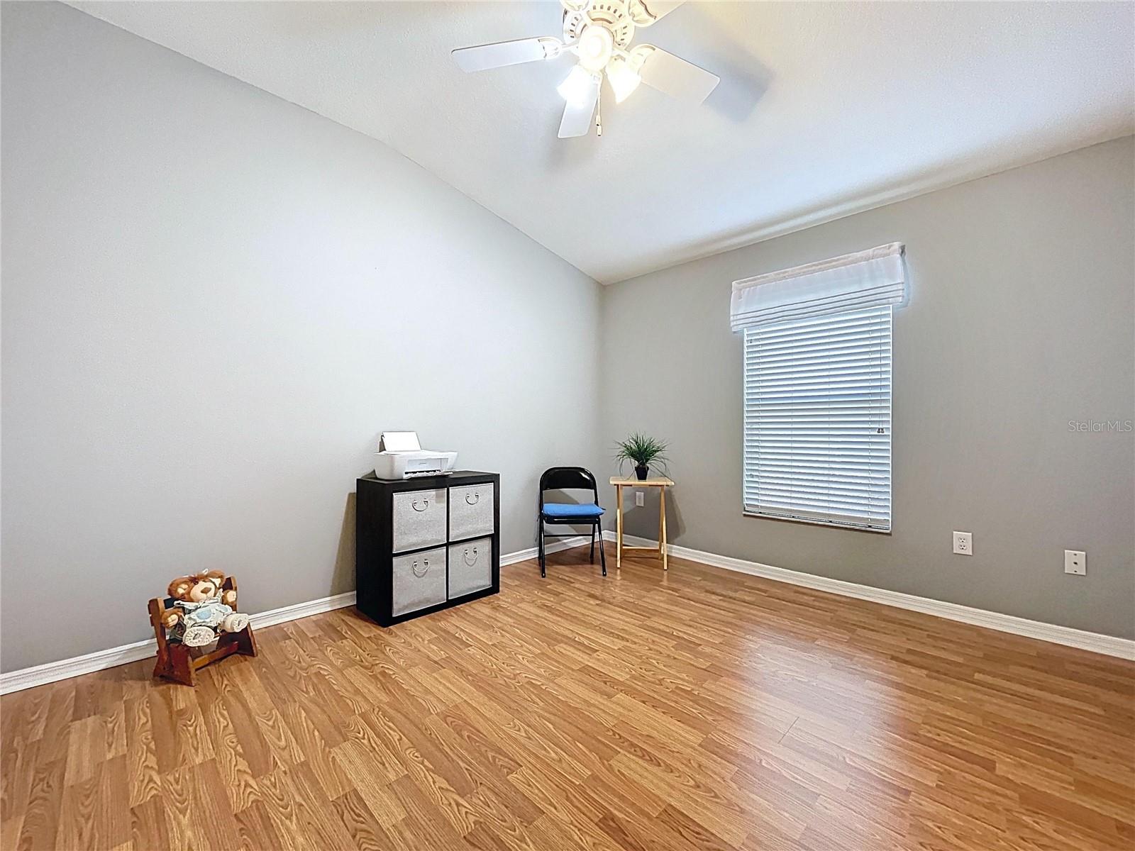 Laminate flooring throughout