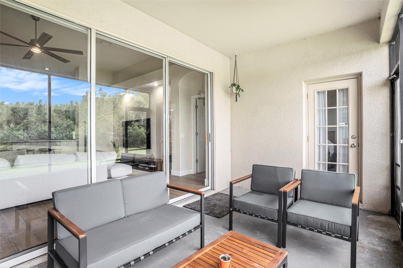Screened in porch