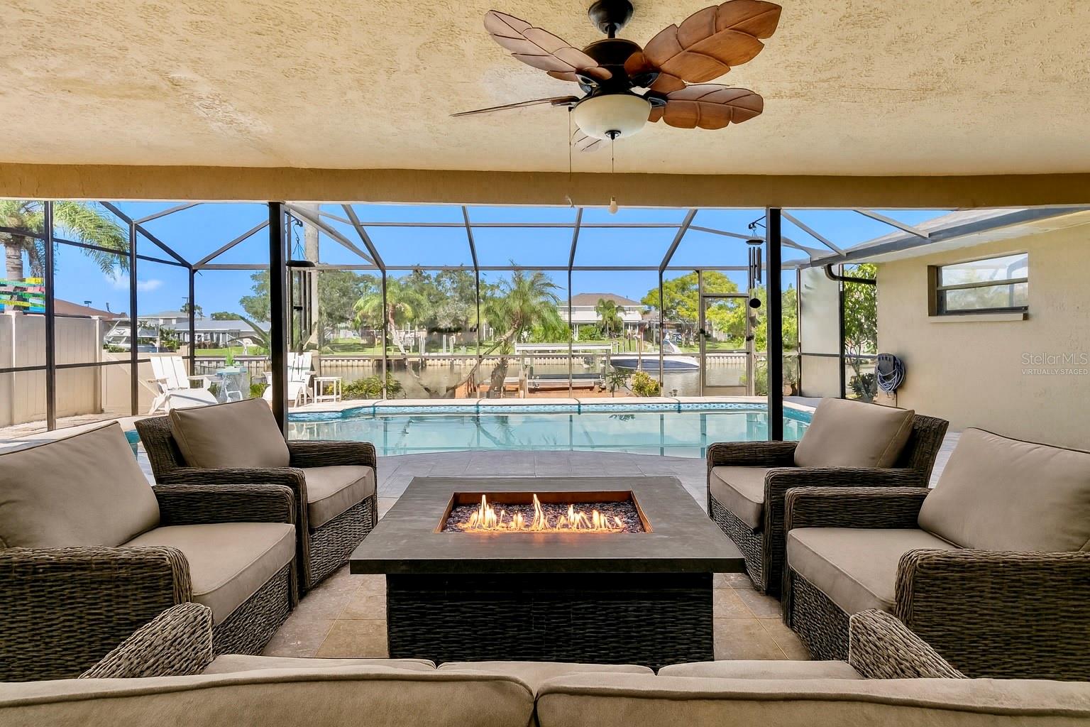 Virtually staged lanai