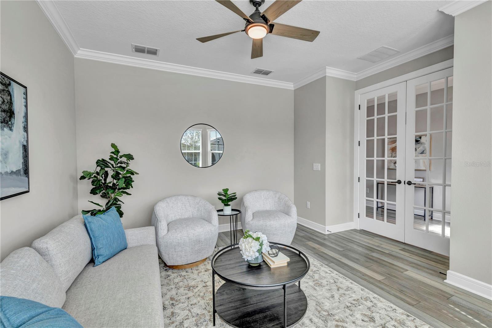 Den/Bonus Room