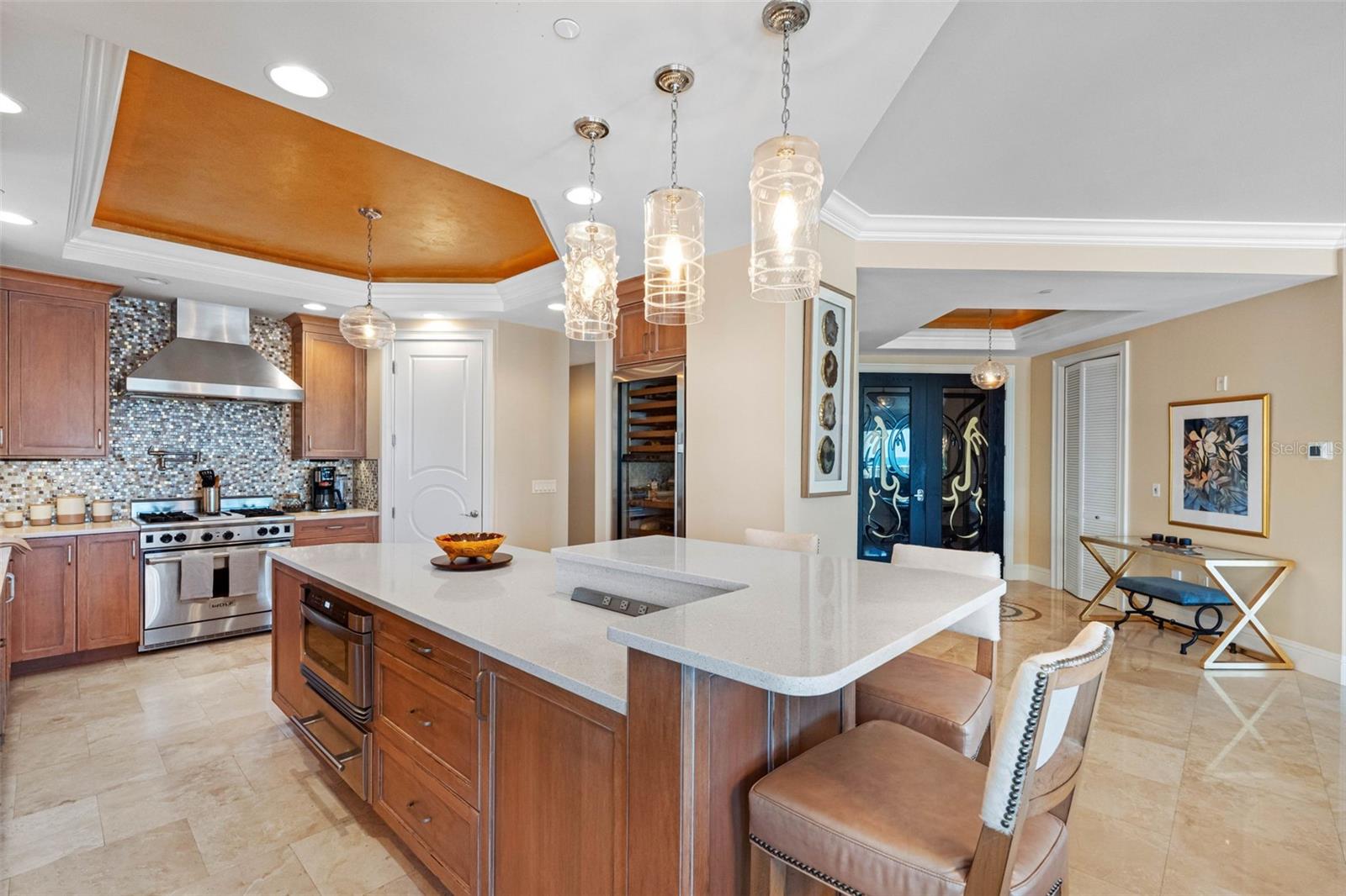 eat in kitchen