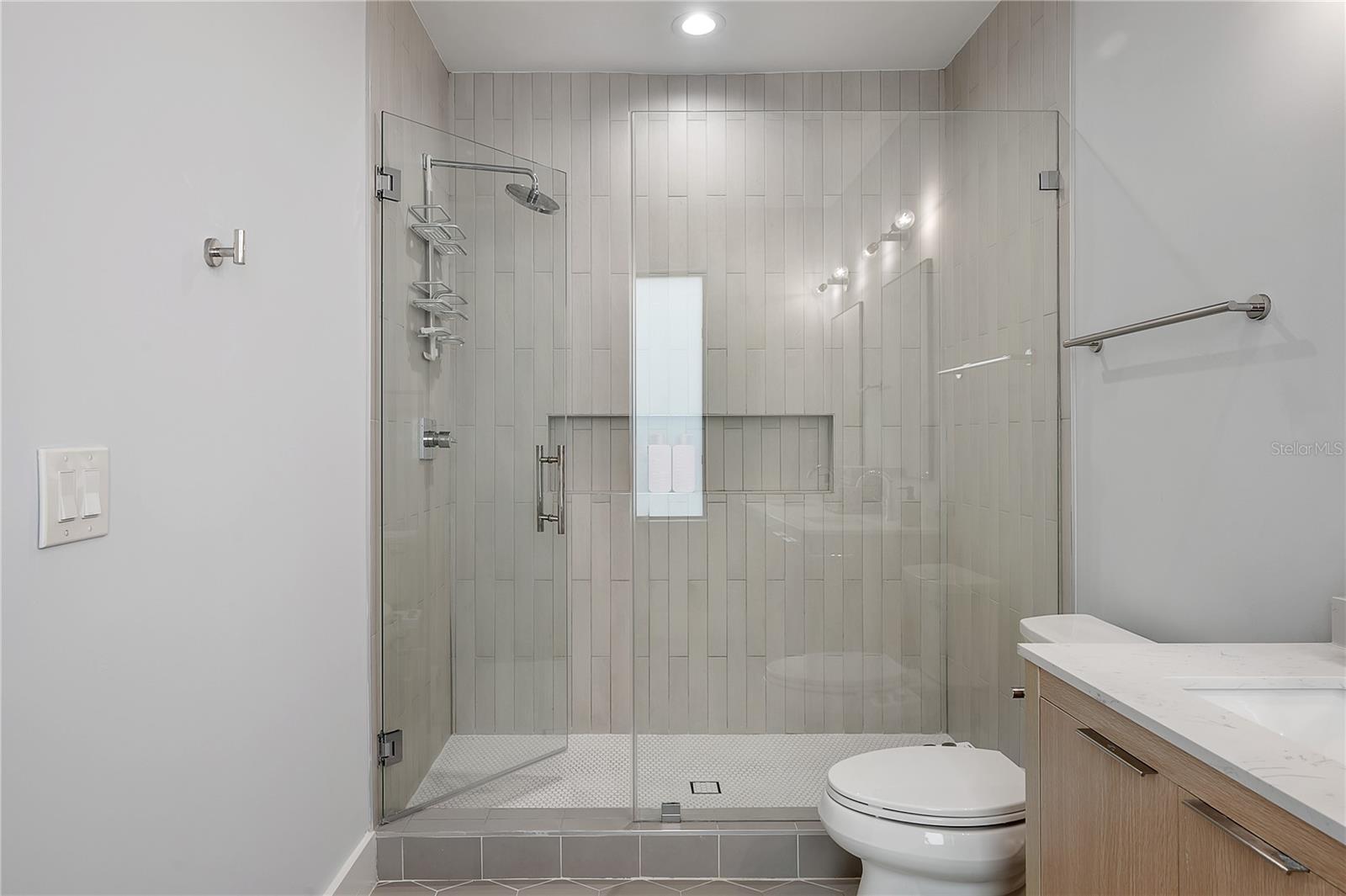 ensuite primary bath
