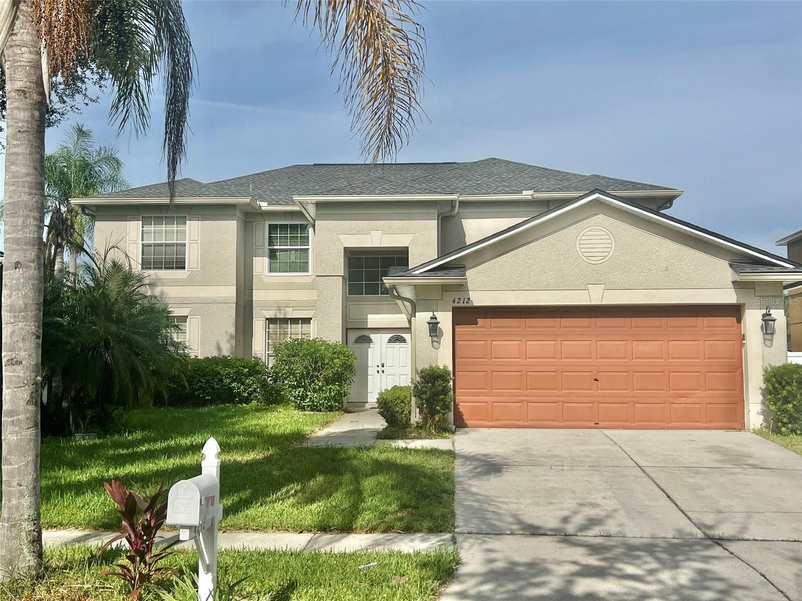 Beautiful Pool home in Valrico, FL