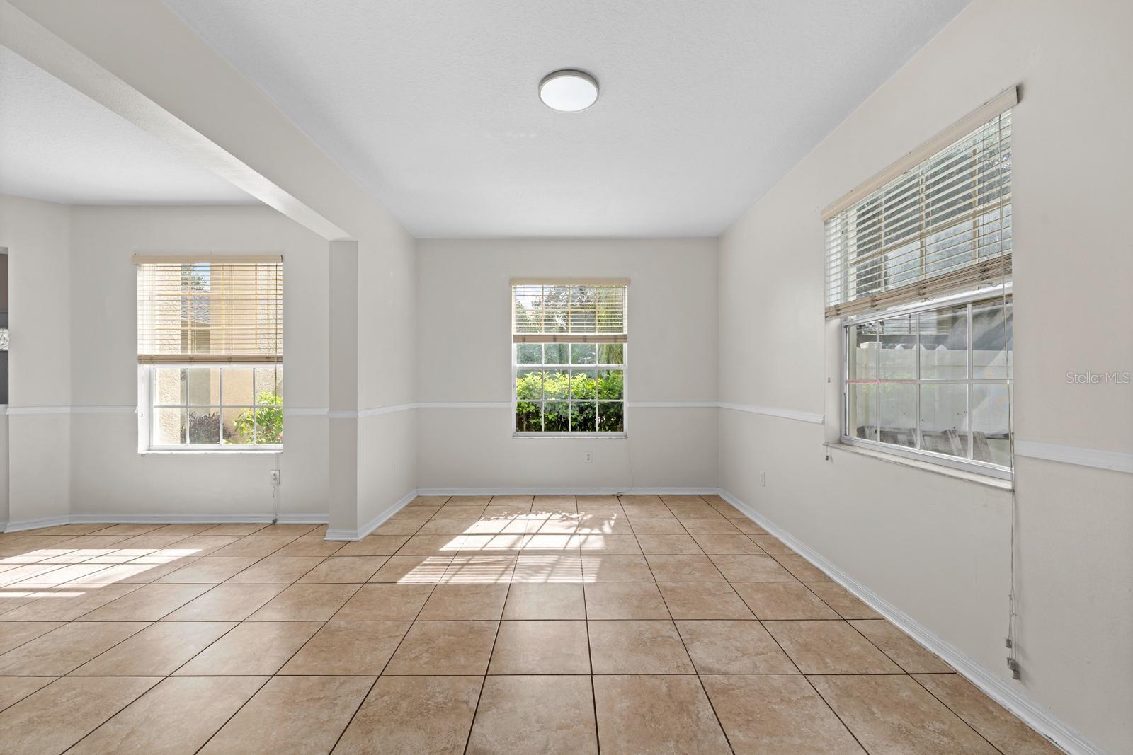 Dining Room or Flex Space