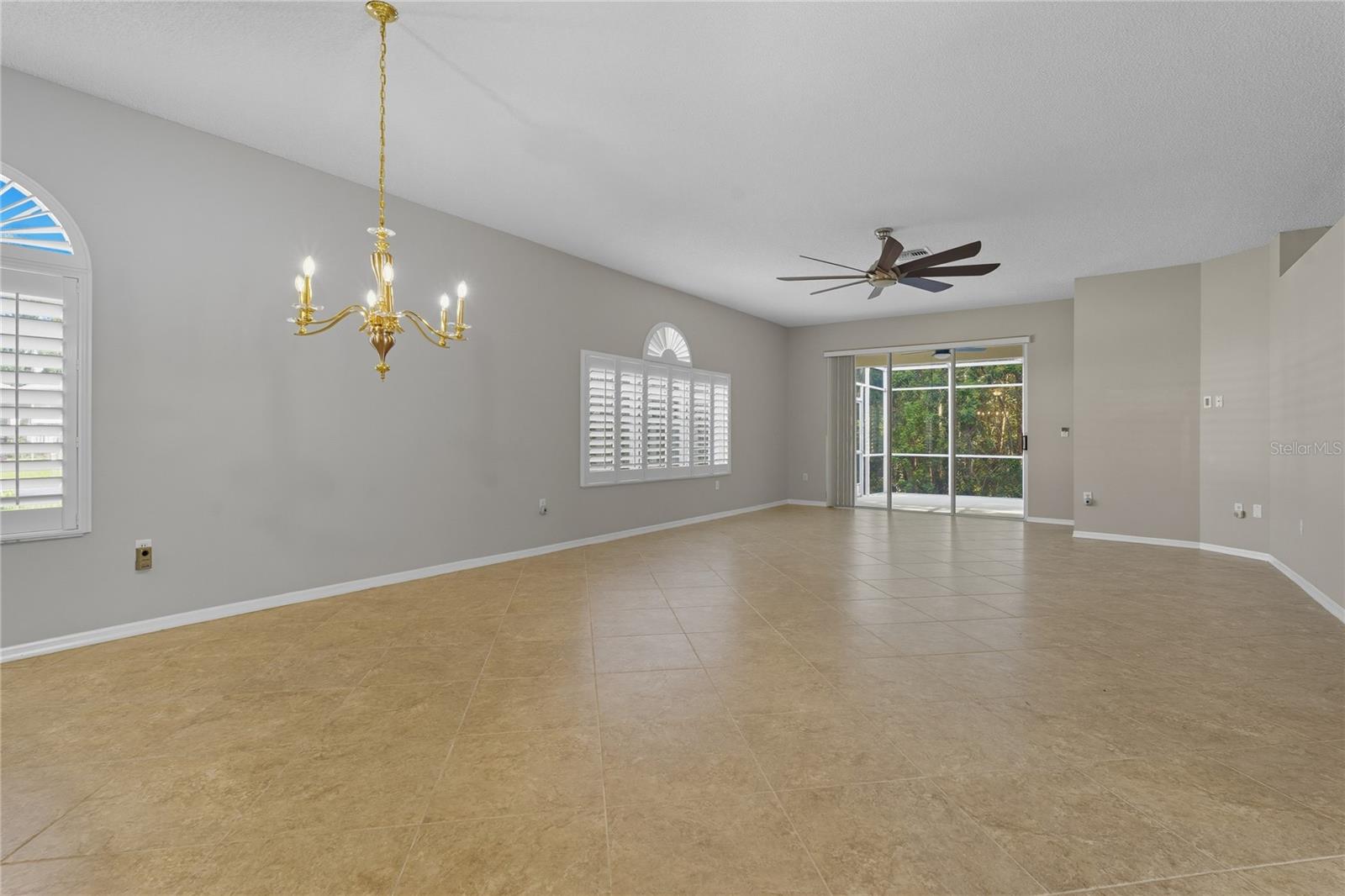 Dining Room / Living Room