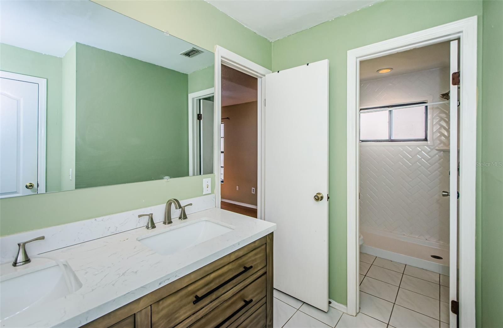 2nd Bathroom