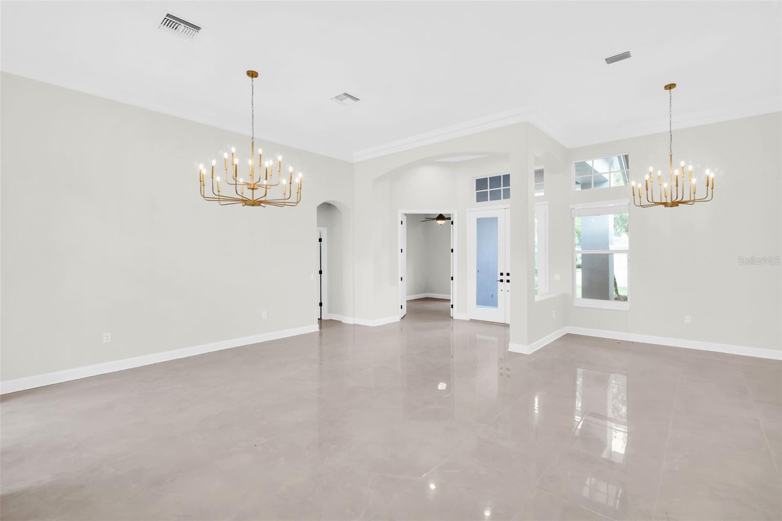 Living room / Dining Room