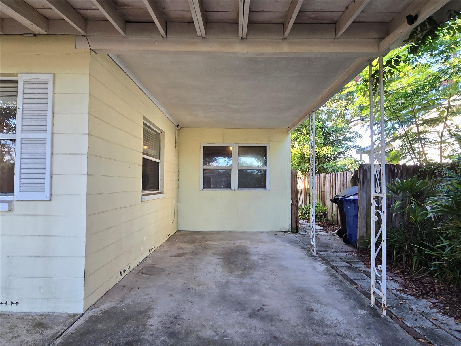 Carport