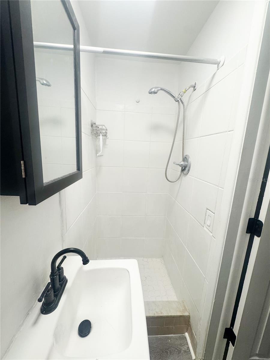 Primary En-Suite