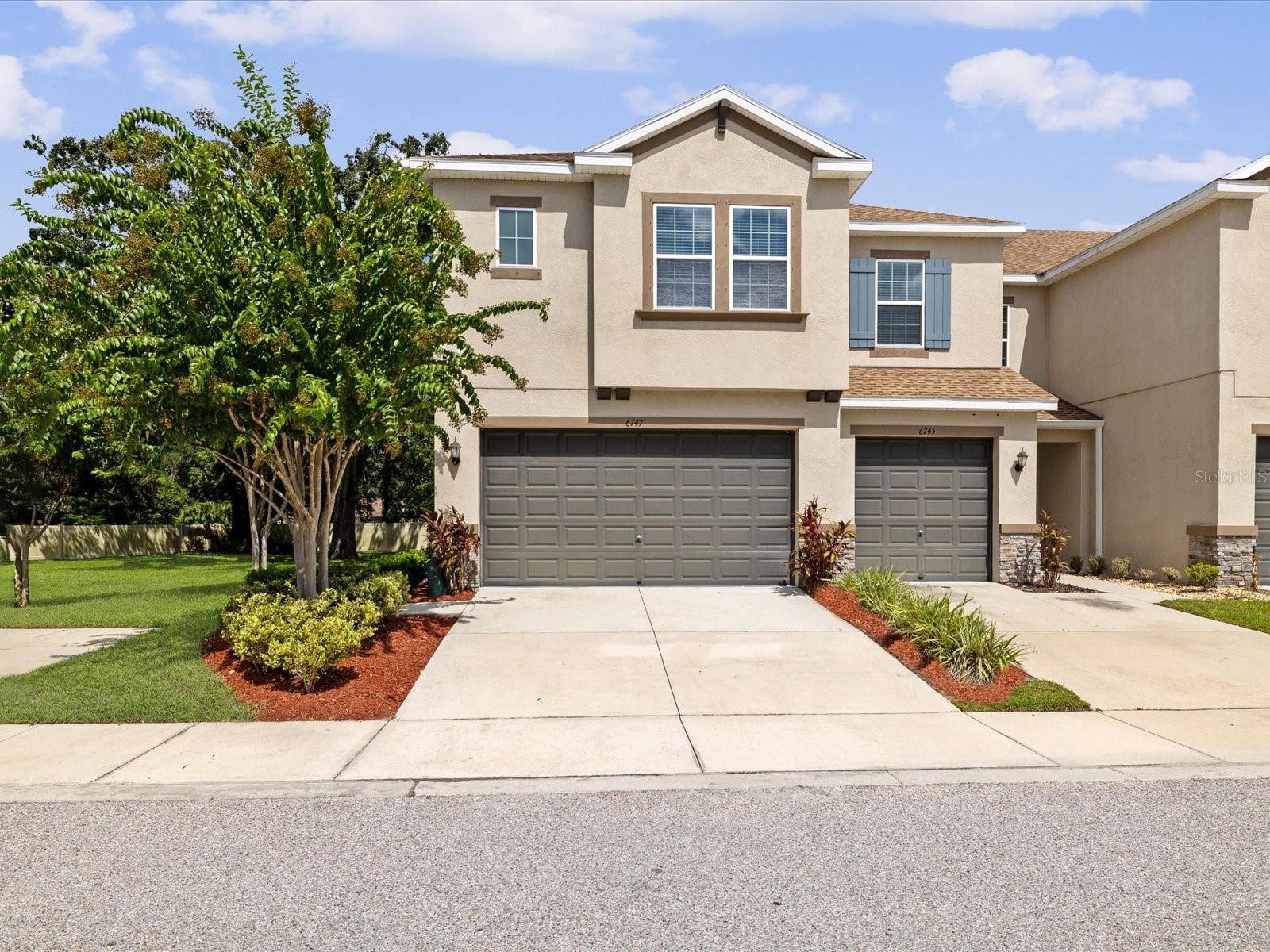 2 CAR DRIVEWAY