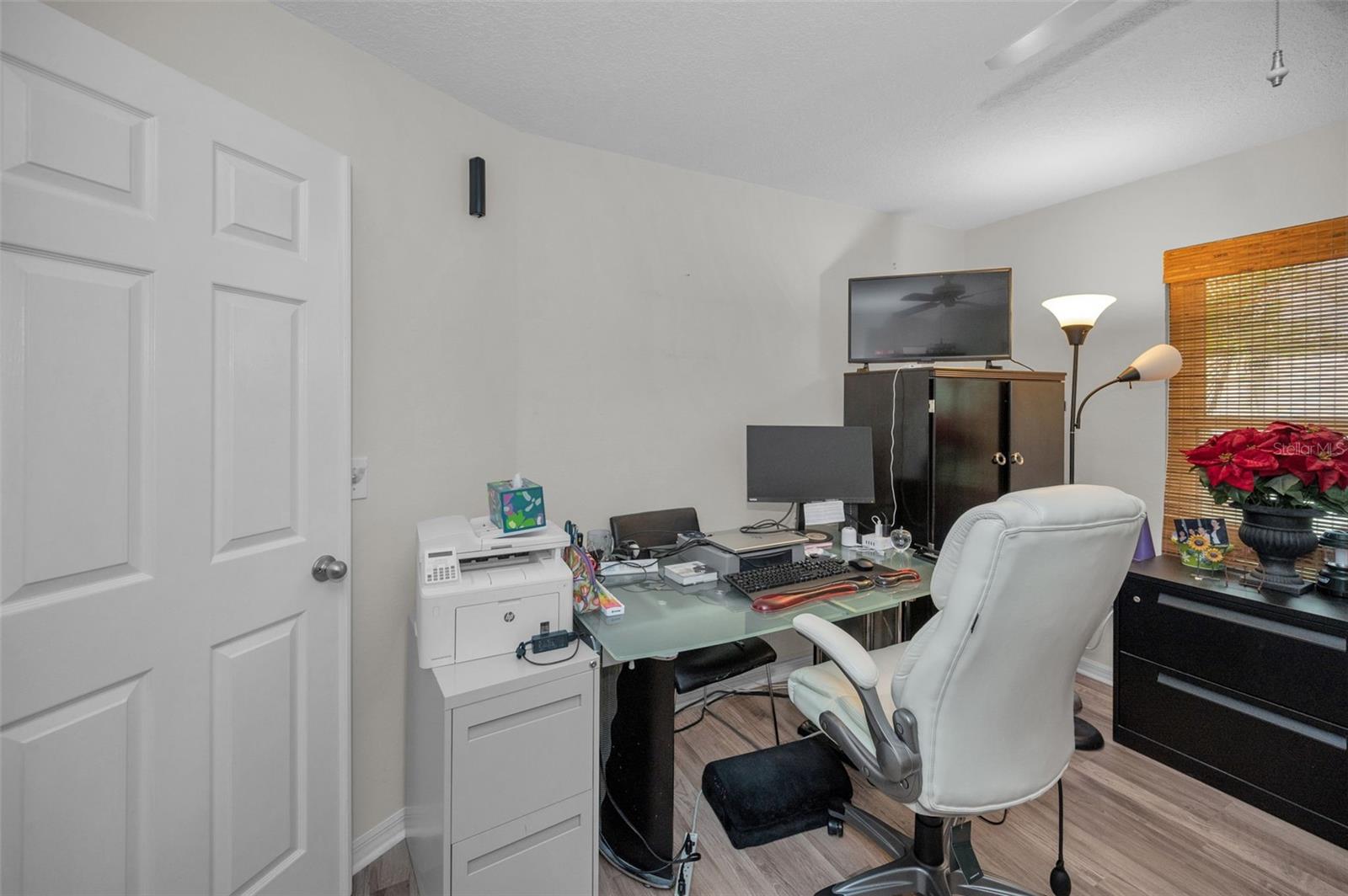 Flex Room