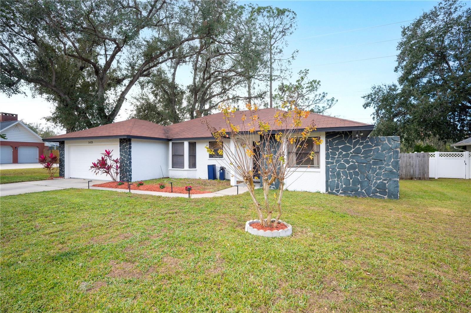 Welcome Home! (New Vinyl Fence in Backyard Photos!)