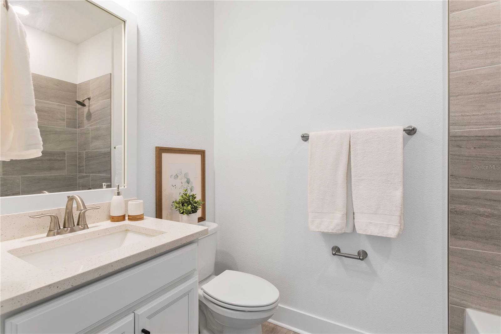 1st floor ensuite bathroom