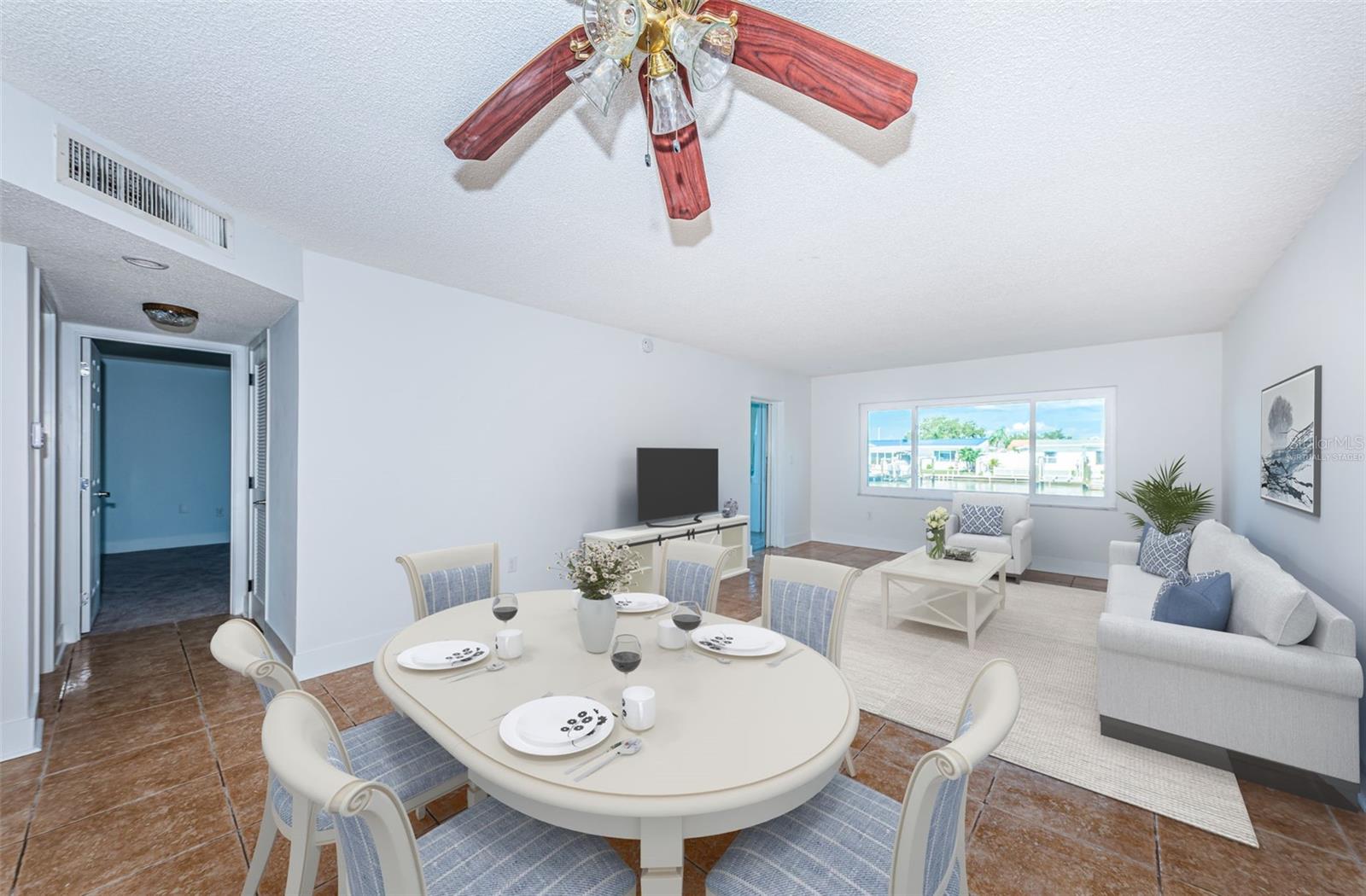 Virtually staged - Dining room
