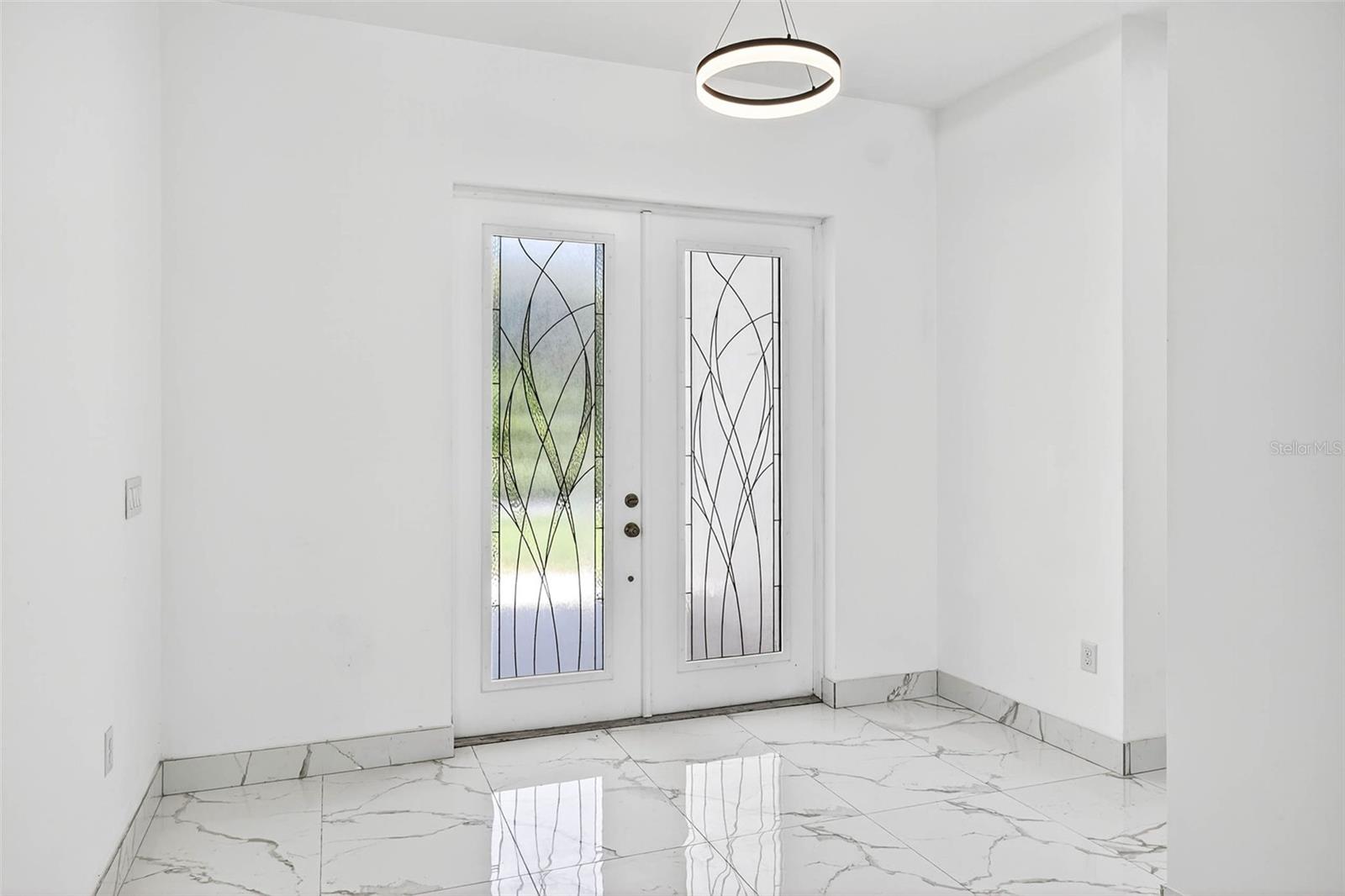 Foyer entry