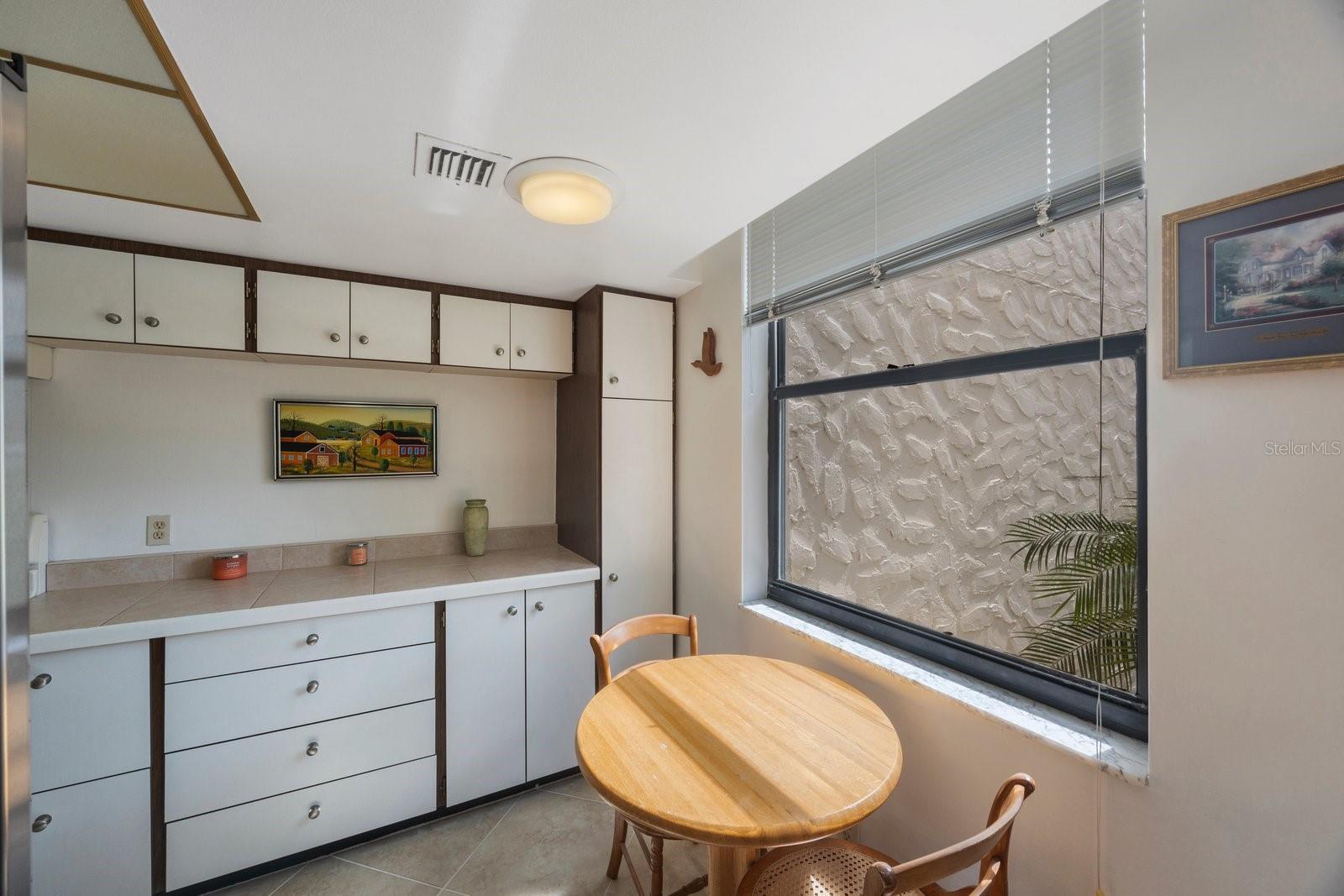 Eating area in kitchen.