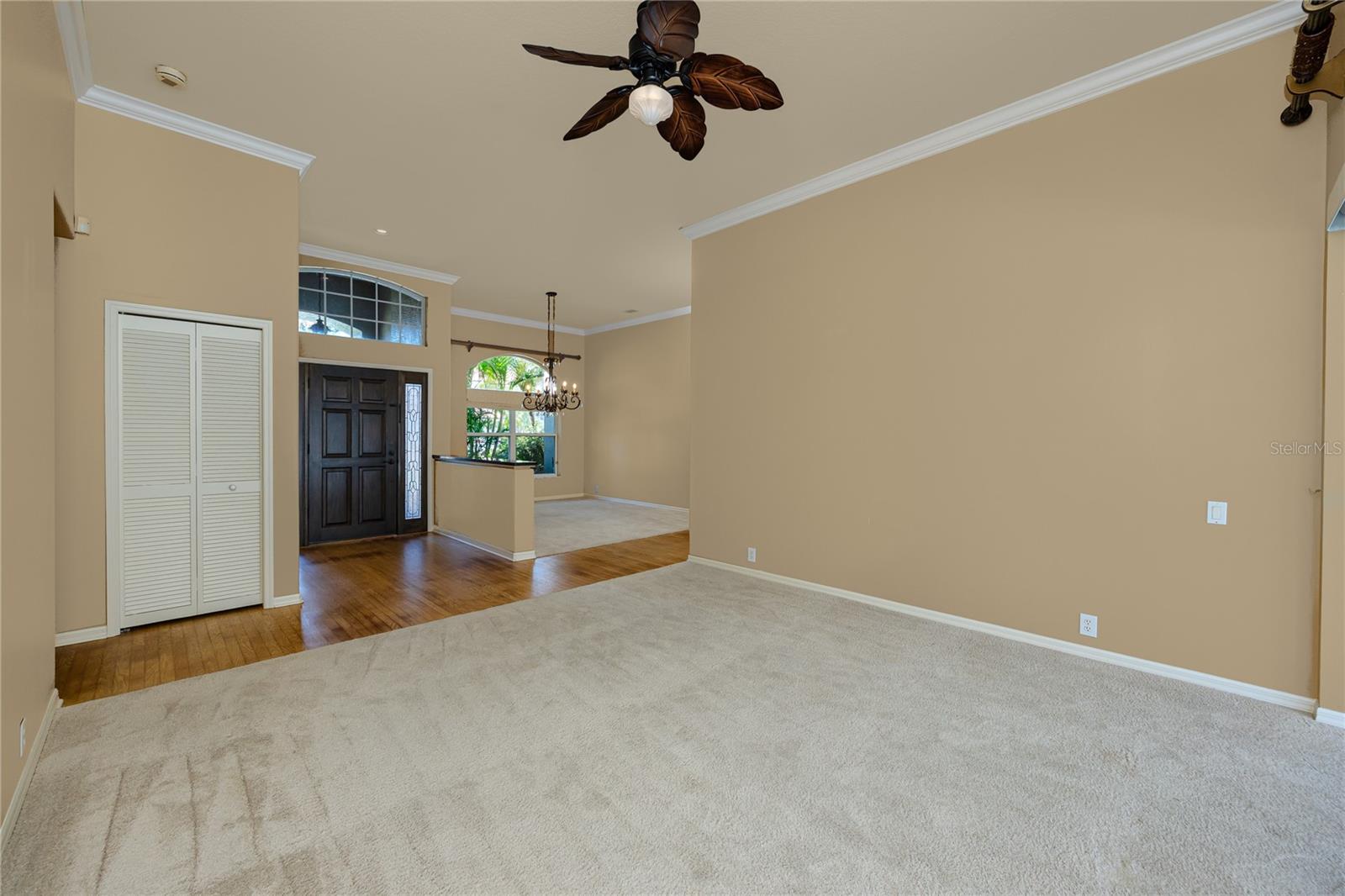 Living Room -1471 Briargrove Way, Oldsmar, FL 34677