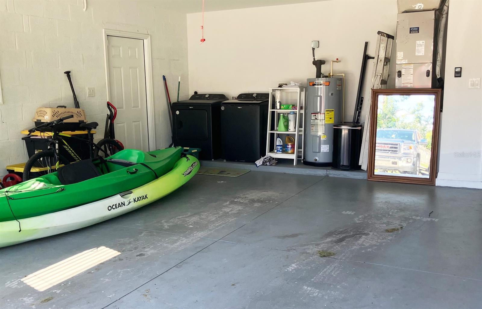 Garage, (washer&dryer DO NOT convey)