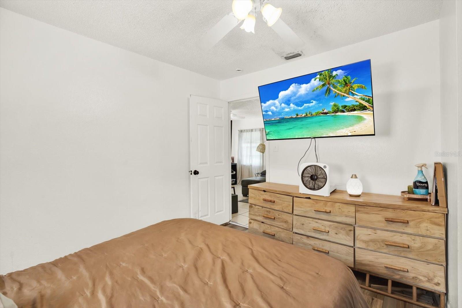 Primary suite