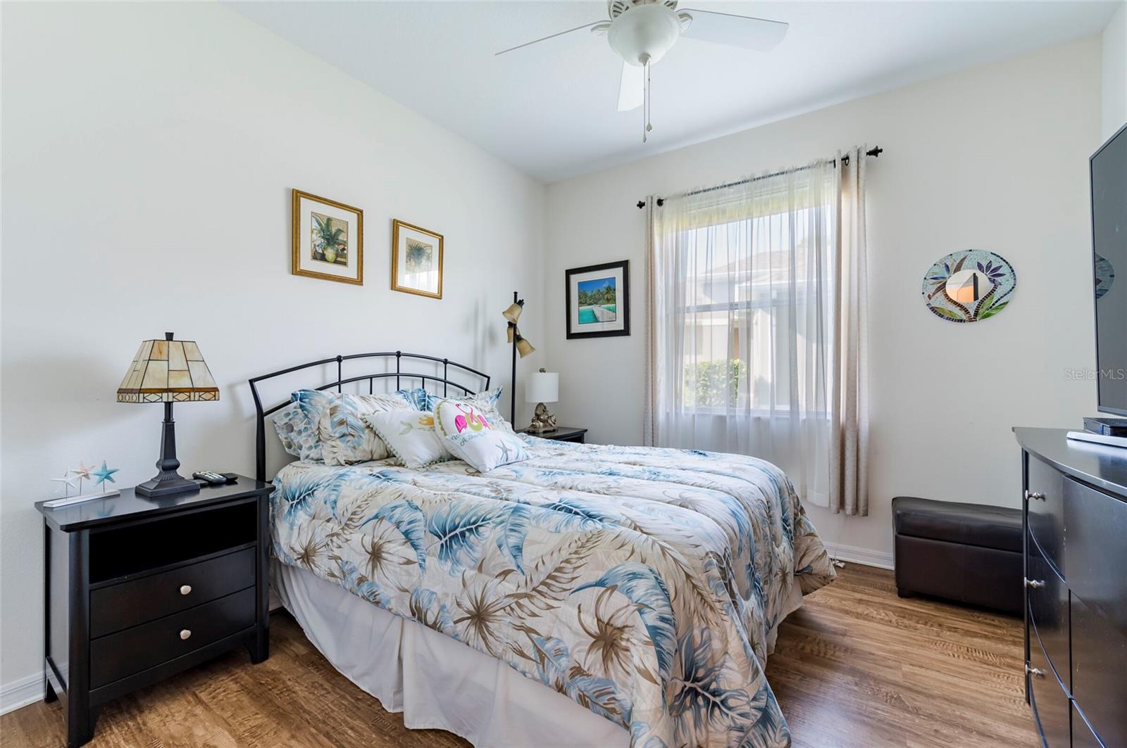 Second bedroom