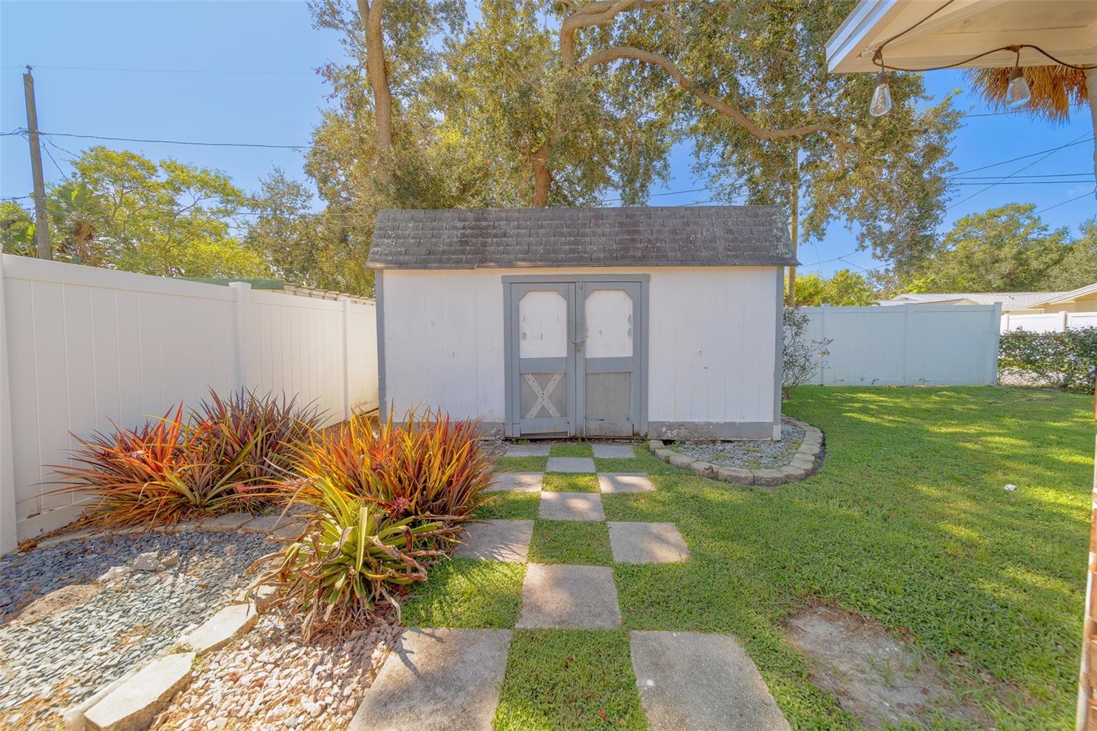 Shed