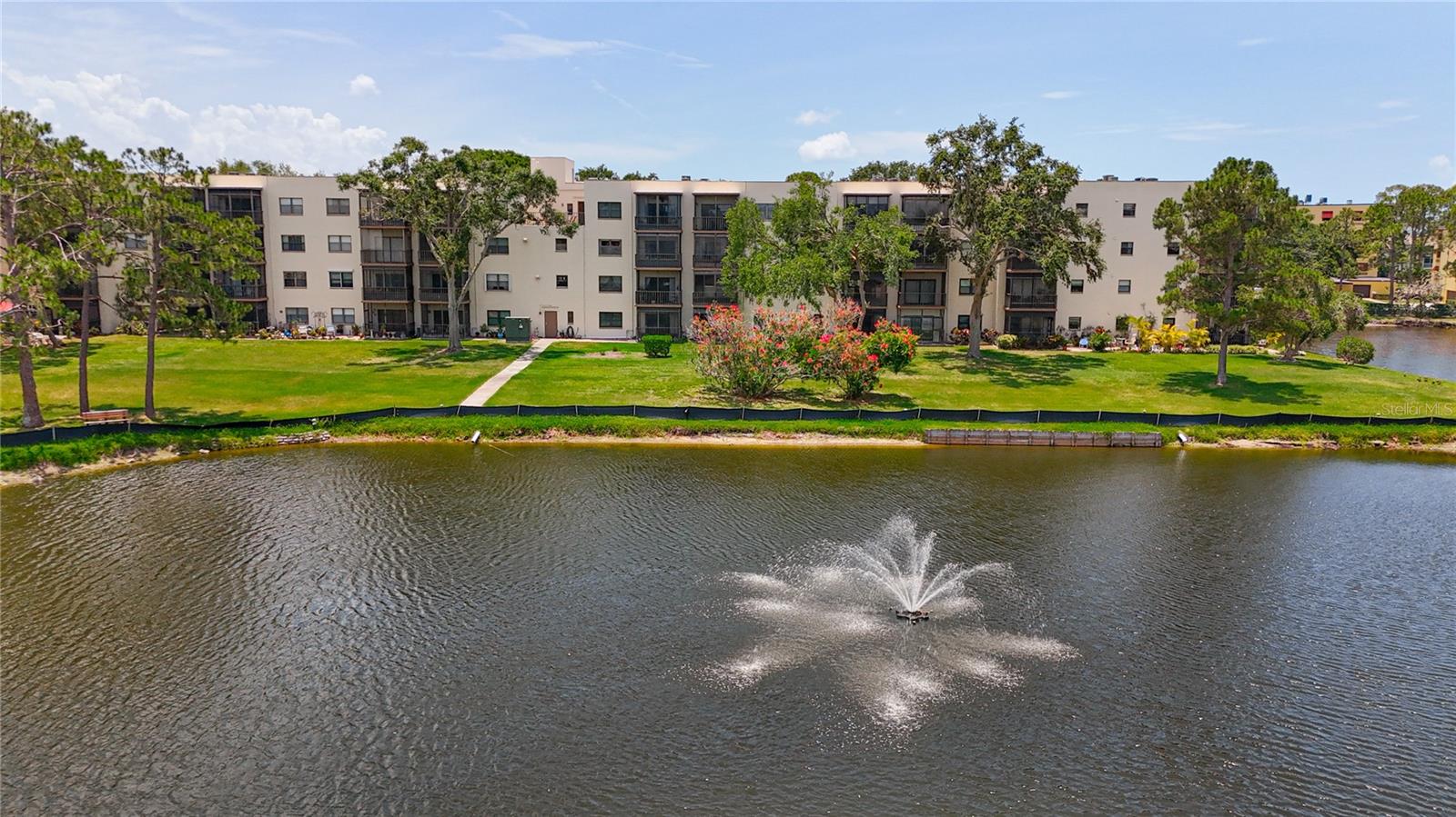 Awesome water views from screened in terrace, 6 pools and spa, activities and more