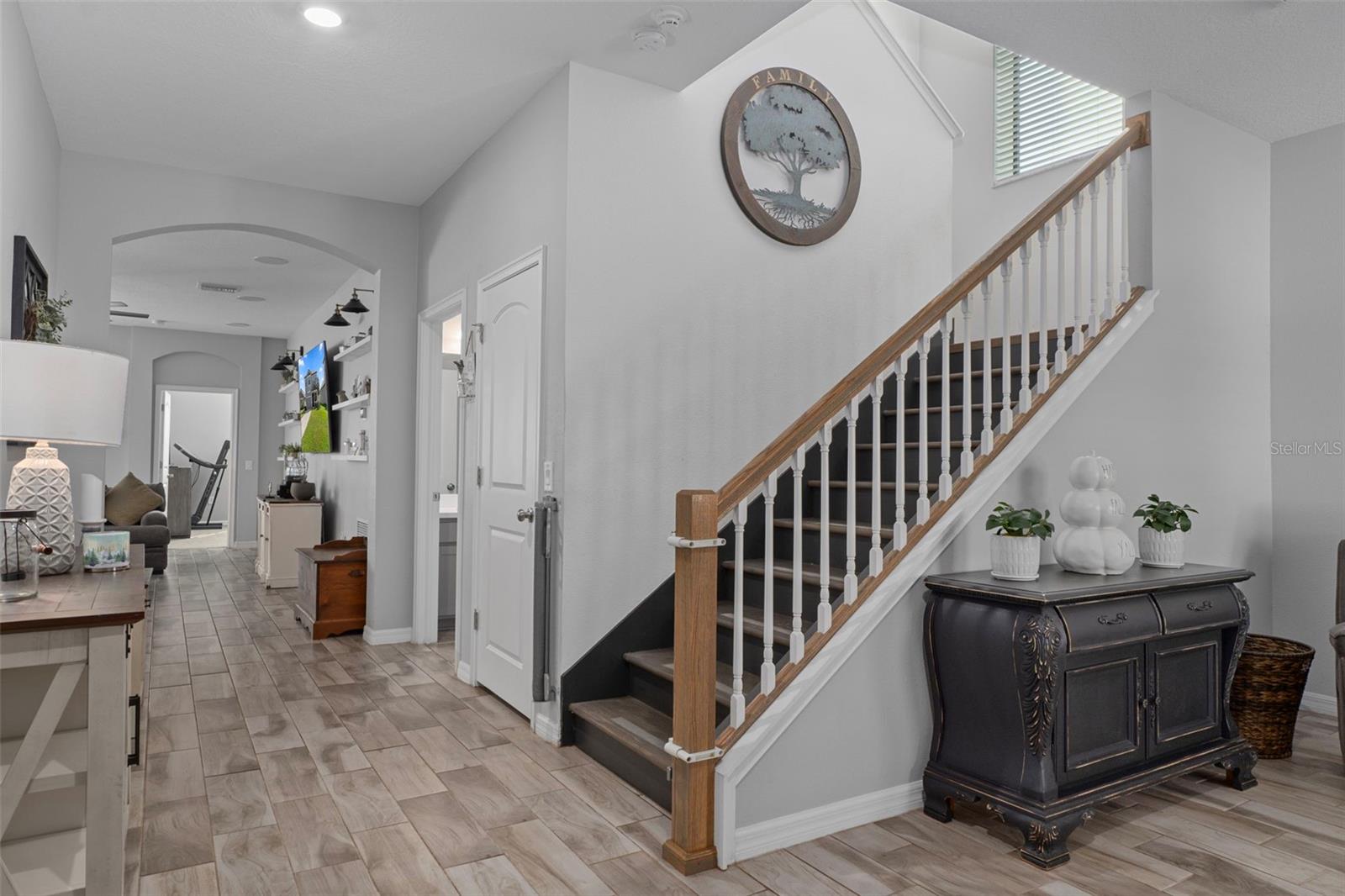 STAIRS TO 2ND FLOOR