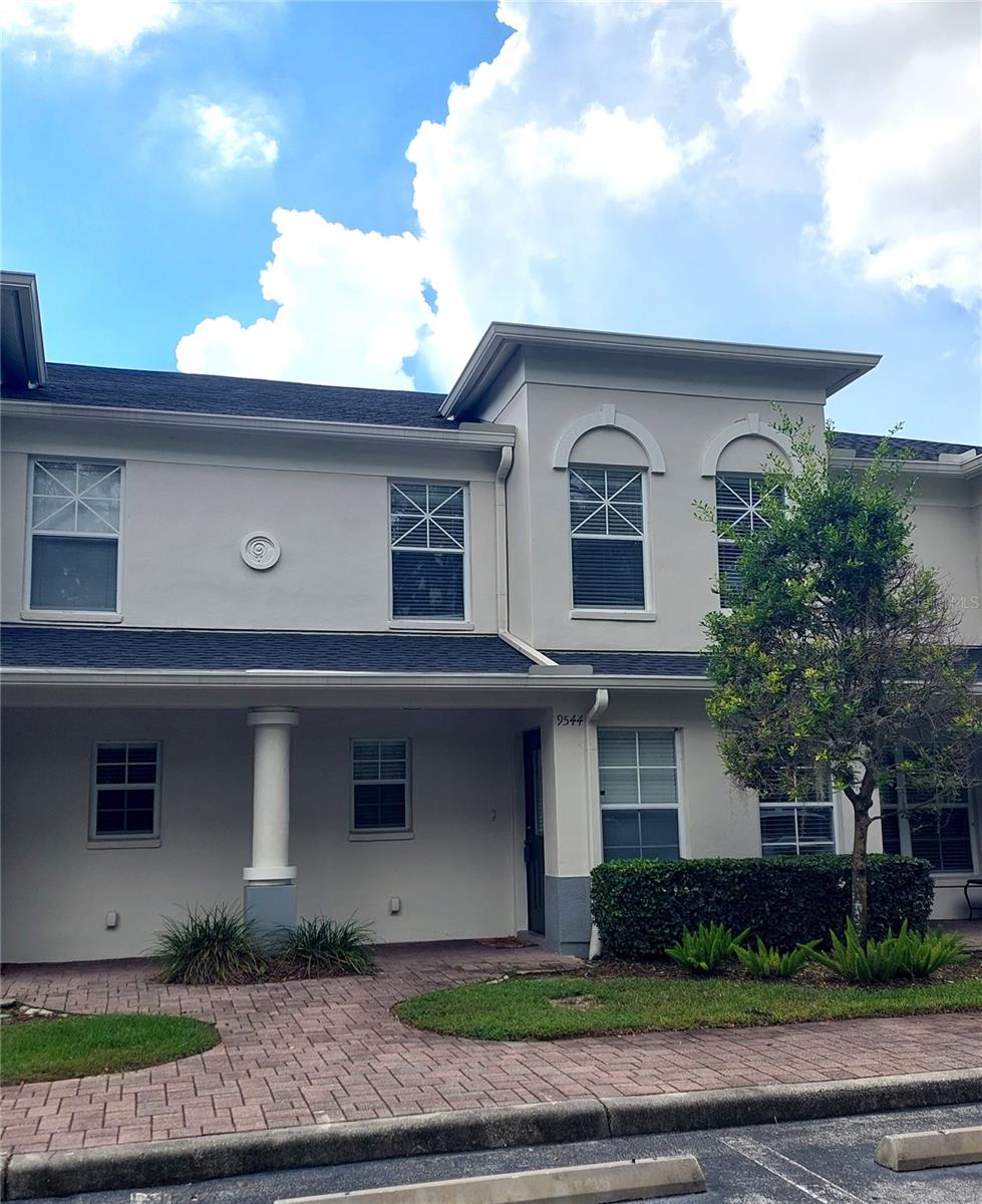2 story townhouse