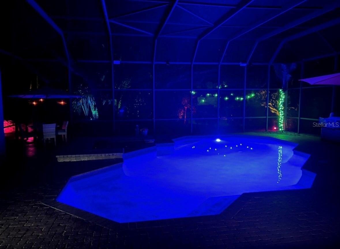 underwater pool light