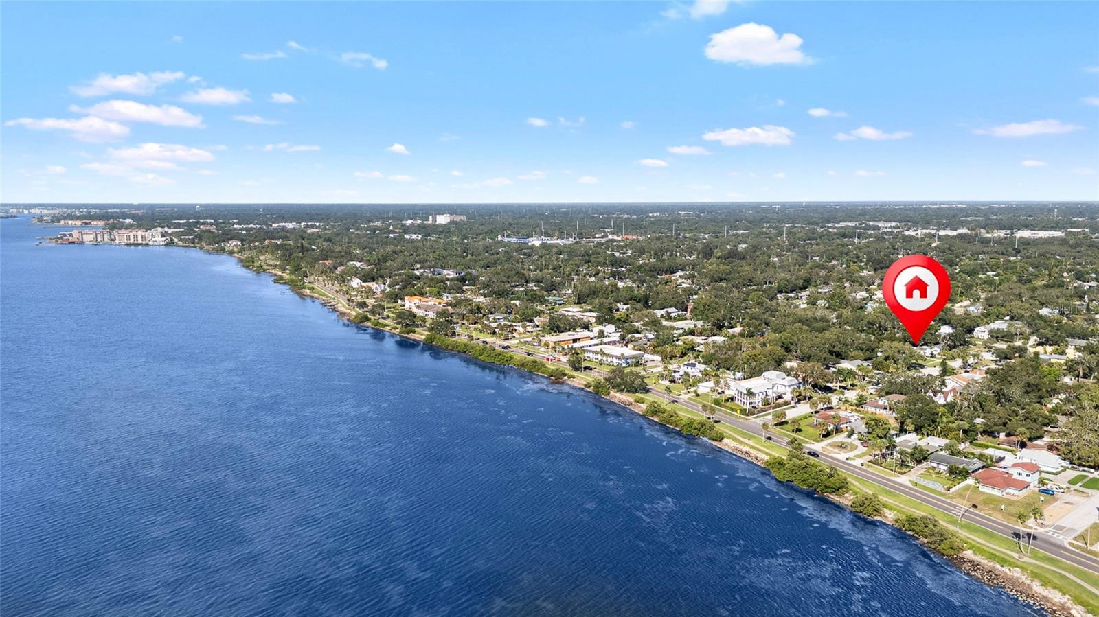 The home is just off of Edgewater Dr