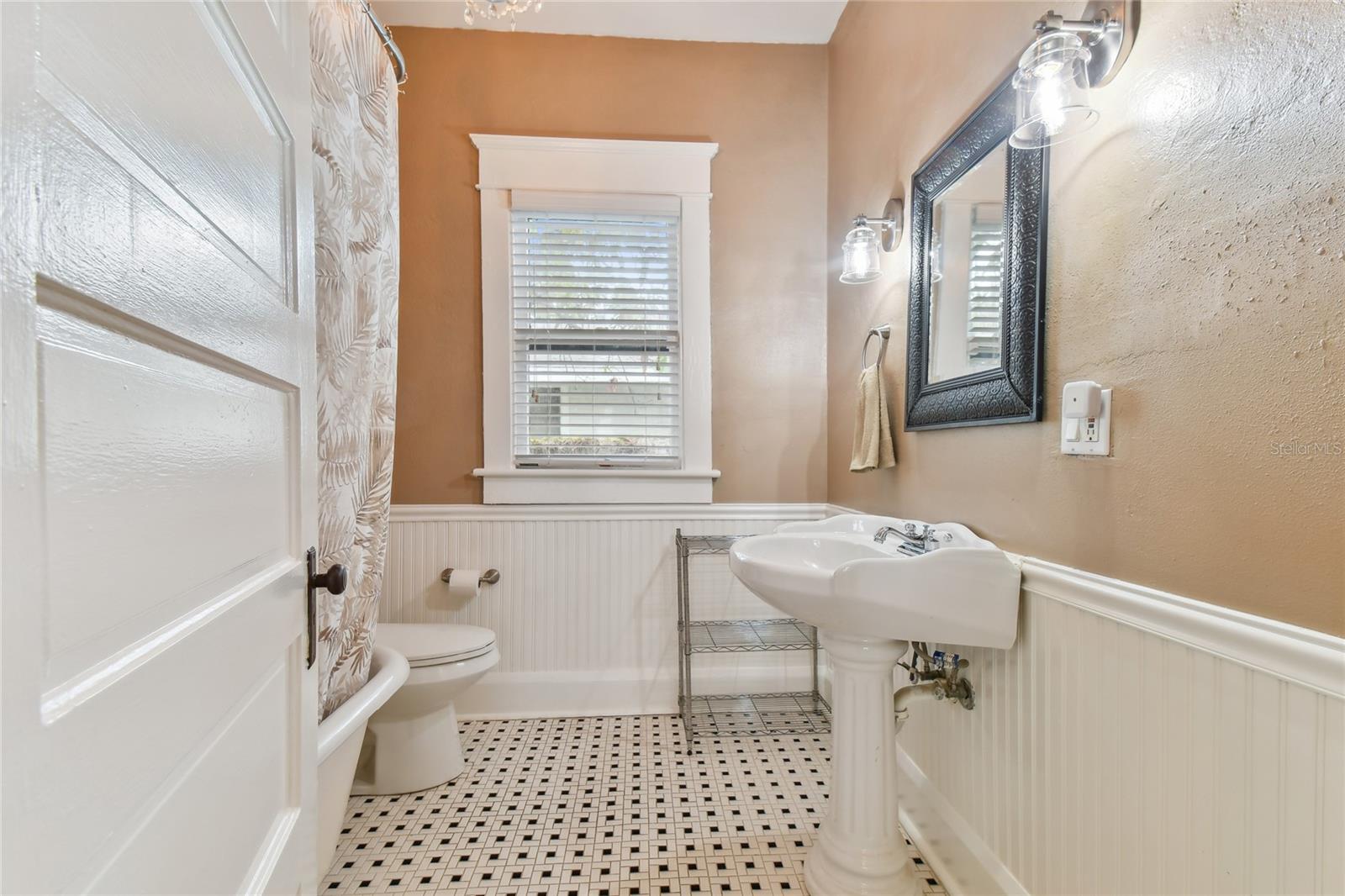 Updated guest bath