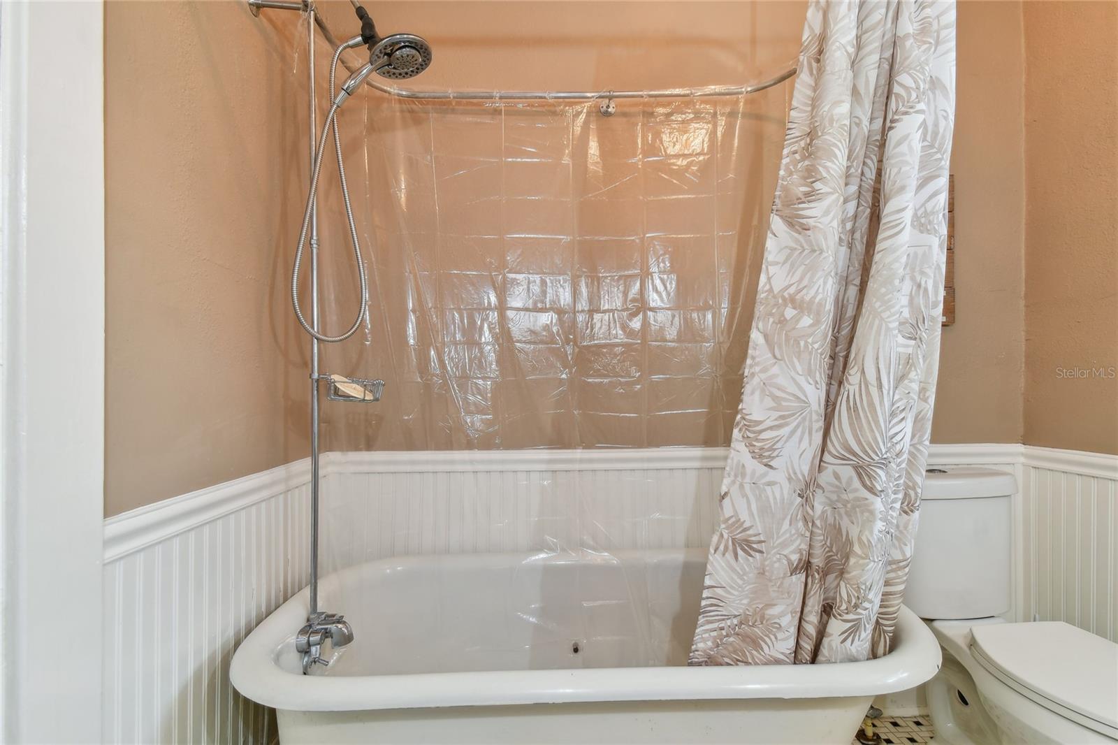 They were able to retain the cool clawfoot tub and shower.