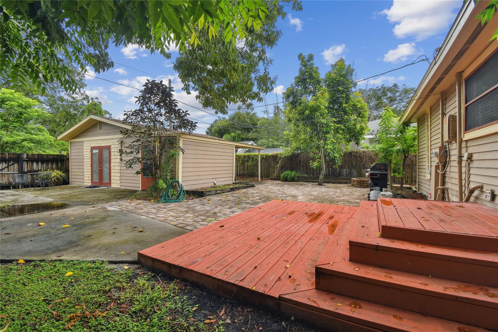 Detached ADU can also be accessed from the rear alley.