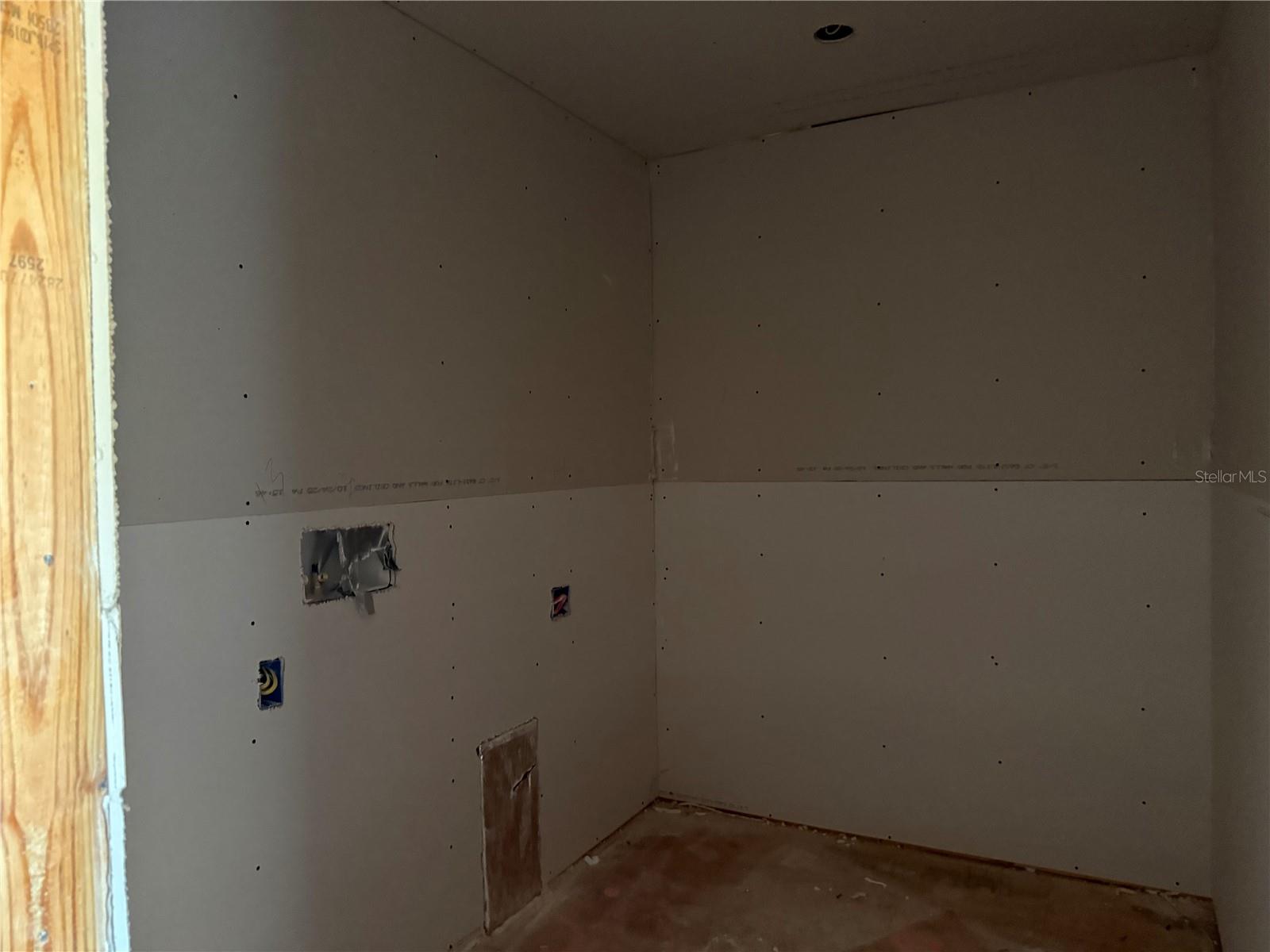 Spacious 2nd floor Laundry Room