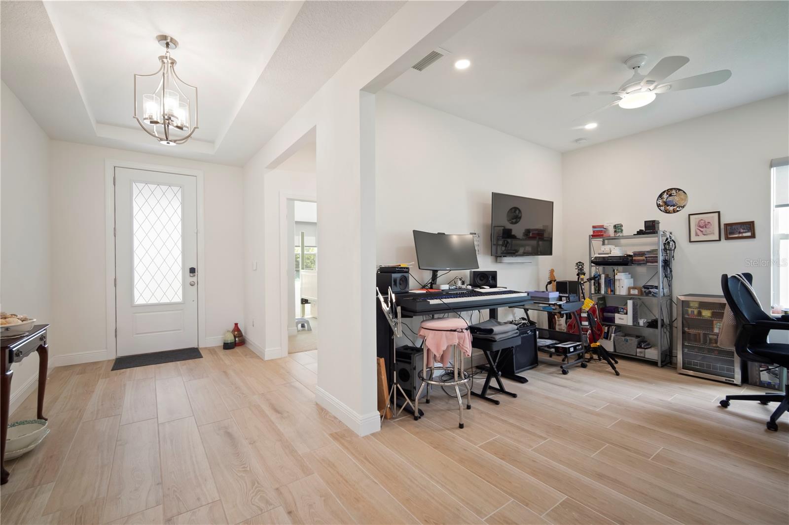 4th Bedroom/Flex Room