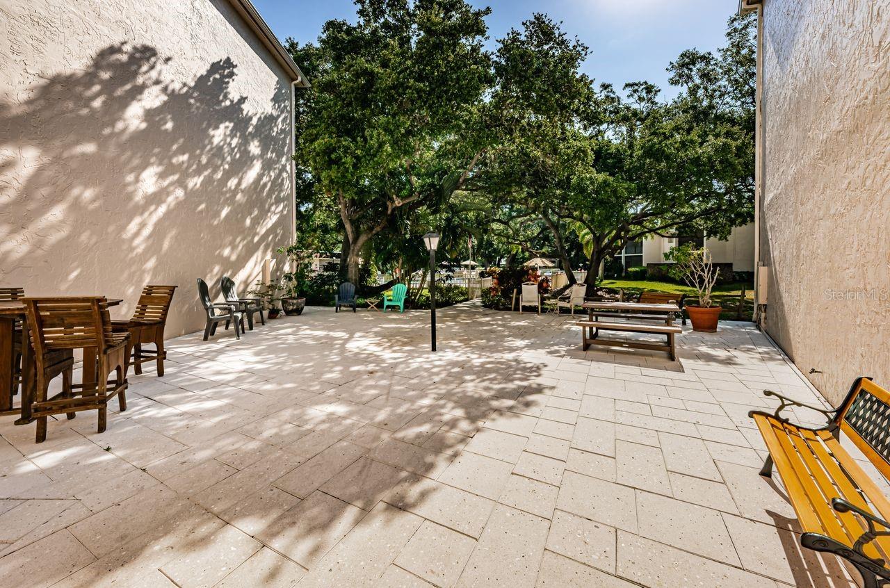outside seating- community clubhouse
