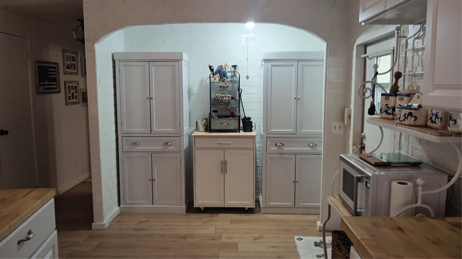 Abundant Kitchen storage