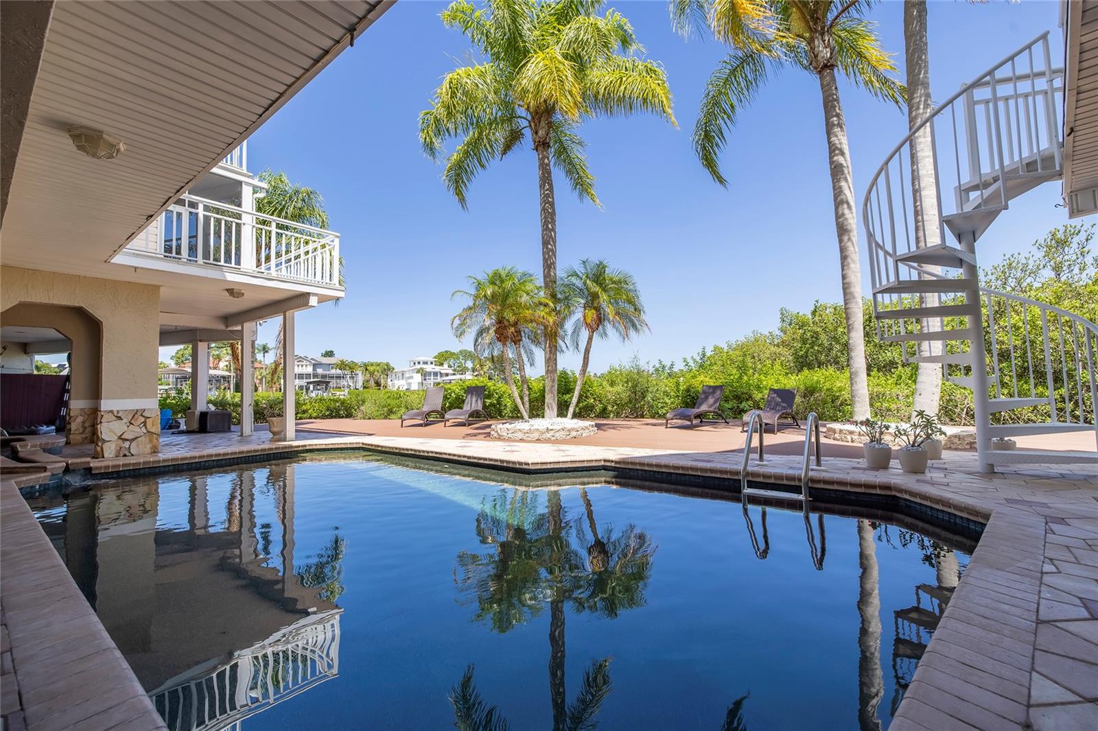 Sparkling Pool
