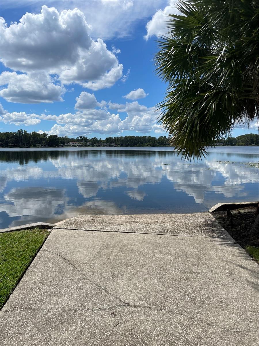 Community boat ramp