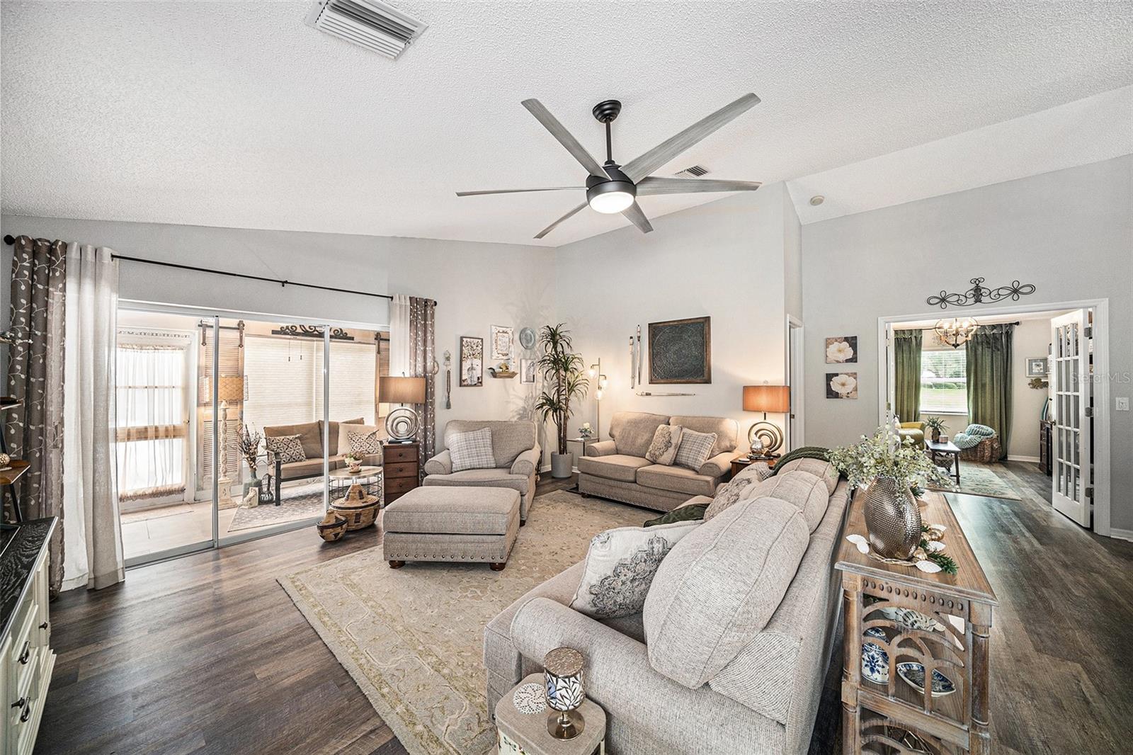 Spacious Living Room