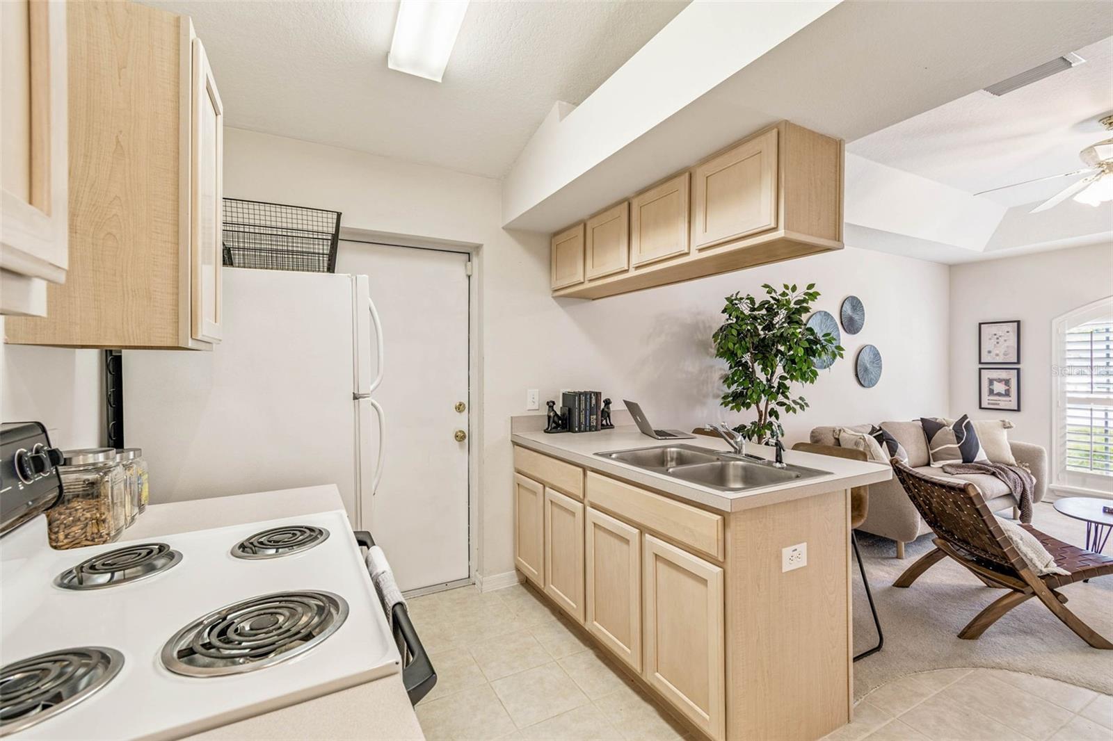 kitchenette bonus room/in-law suite
