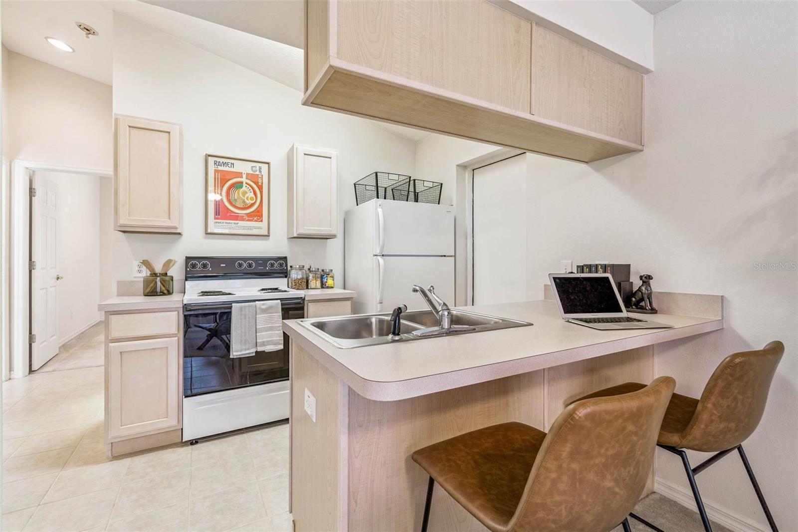 kitchenette bonus room/in-law suite
