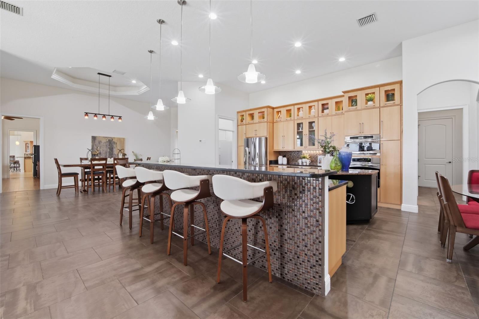 South Wing - Gourmet Kitchen